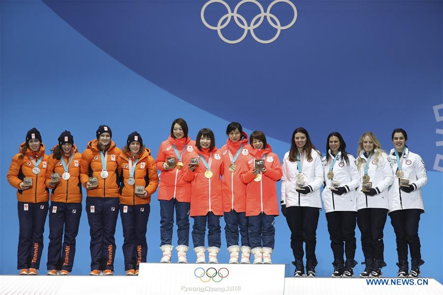 (SP)OLY-SOUTH KOREA-PYEONGCHANG-SPEED SKATING-LADIES' TEAM PURSUIT-MEDAL CEREMONY