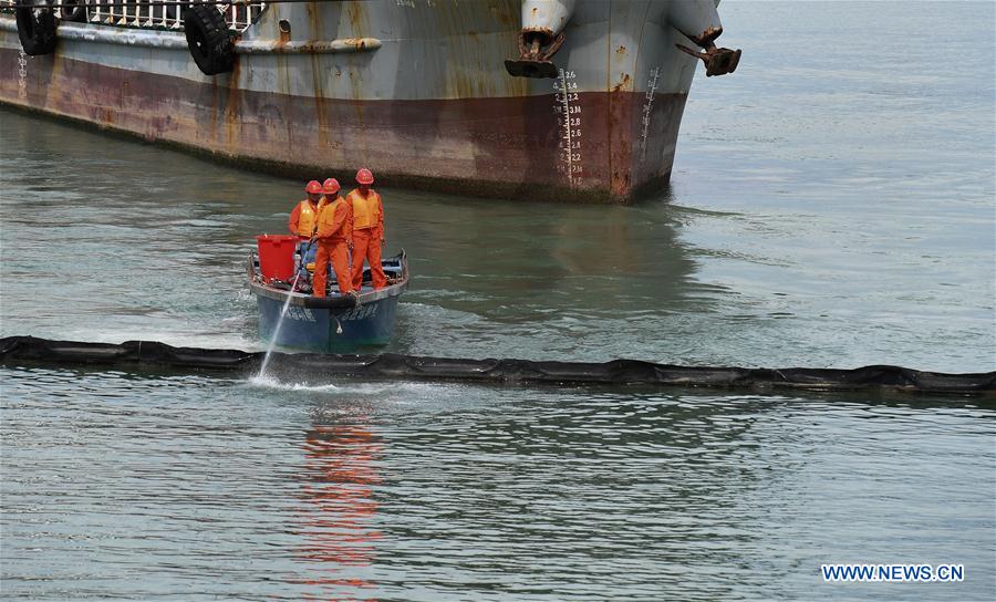 CHINA-HAIKOU-LNG CARRIER-DRILL (CN)