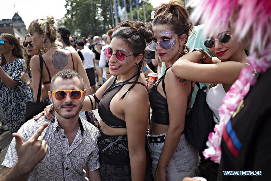 SWITZERLAND-ZURICH-STREET PARADE