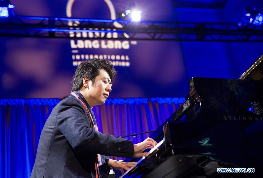 U.S.-NEW YORK-PIANIST LANG LANG-BENEFIT GALA