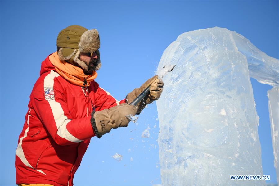 CHINA-HARBIN-ICE SCULPTURE-COMPETITION (CN)