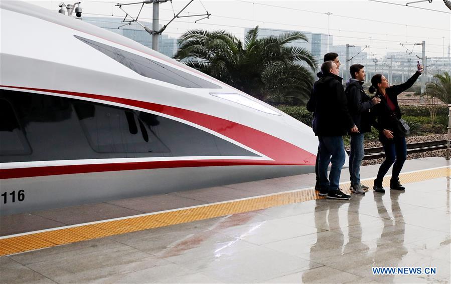 CHINA-SHANGHAI-LONGER FUXING BULLET TRAIN-OPERATION (CN)