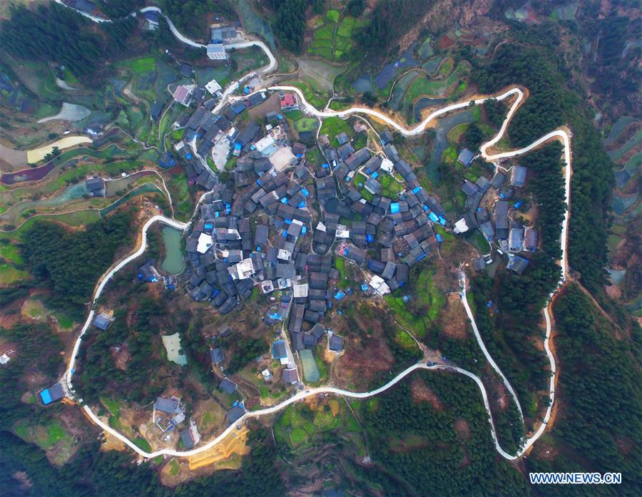 #CHINA-GUIZHOU-CONCRETE ROADS (CN)