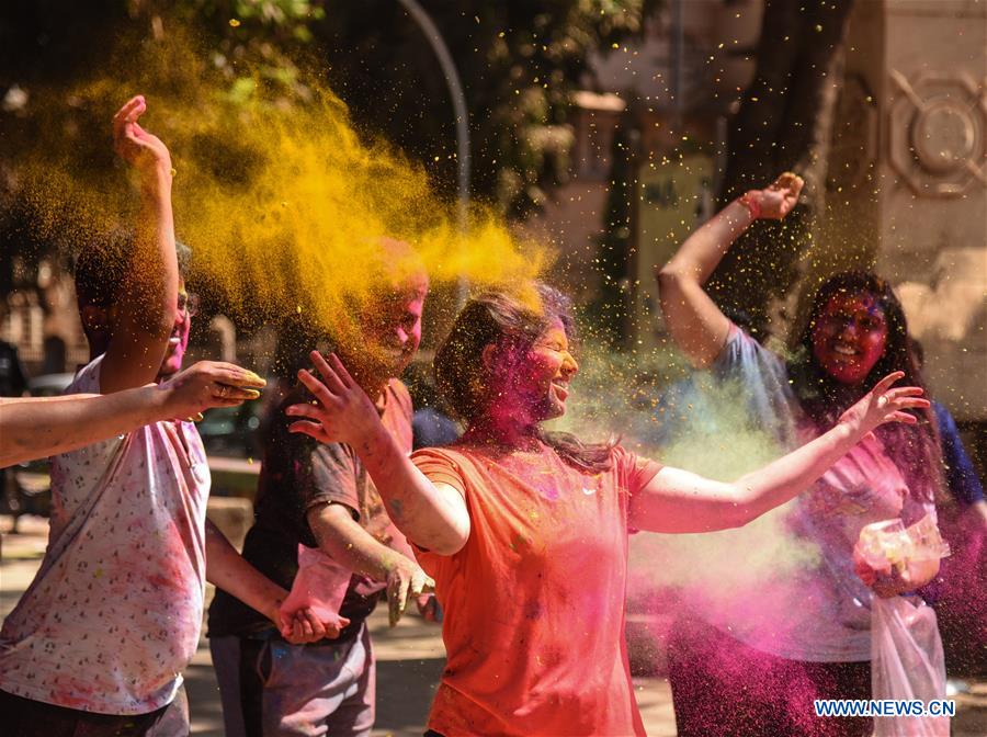 INDIA-MUMBAI-HOLI FESTIVAL