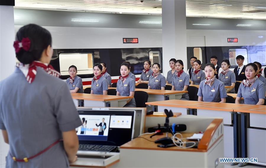 #CHINA-TIANJIN-HONG KONG-BULLET TRAIN-STEWARDESSES-TRAINING (CN)