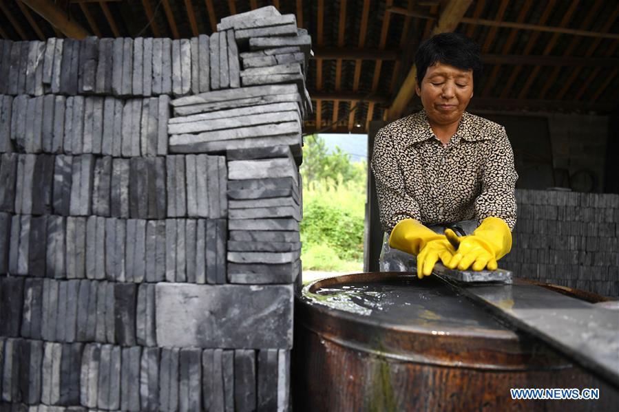 CHINA-ANHUI-CULTURAL HERITAGE-BRICK MAKING (CN)