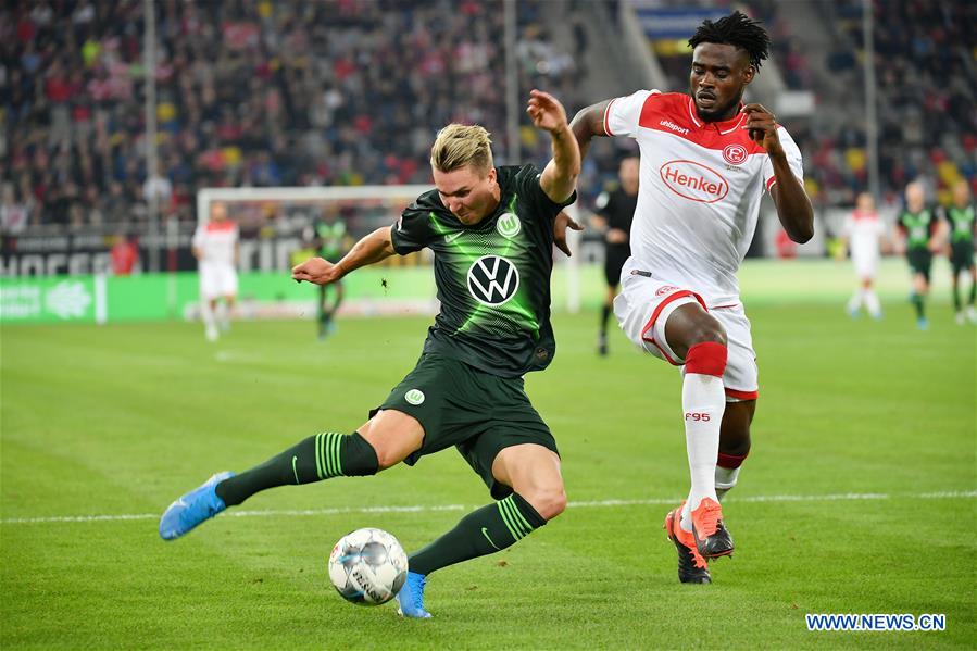 (SP)GERMANY-DUSSELDORF-SOCCER-BUNDESLIGA-DUSSELDORF VS WOLFSBURG